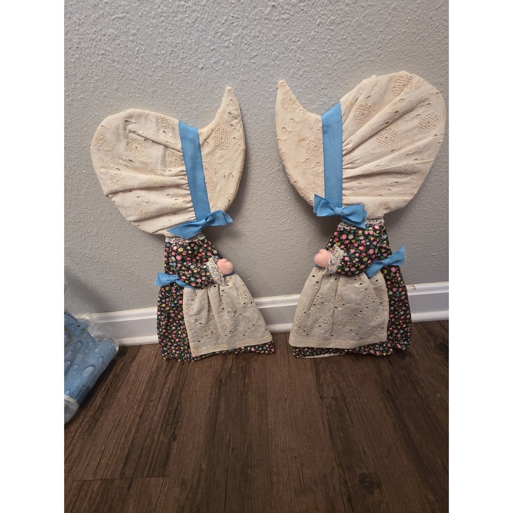 Vintage Dutch Girls - Wooden And Fabric